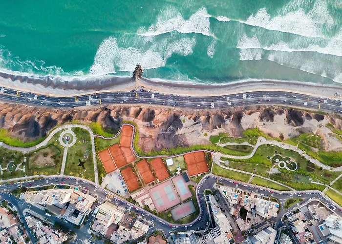 Decameron El Pueblo Lima