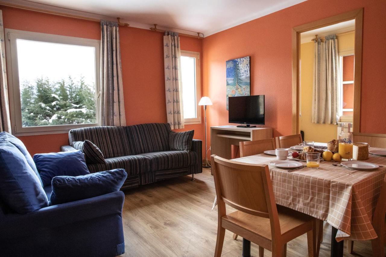One-Bedroom Apartment 2