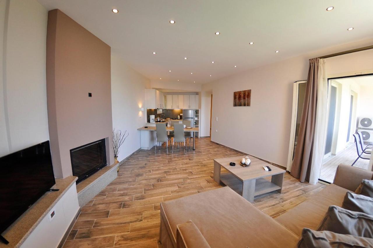 Deluxe Suite with Sea View