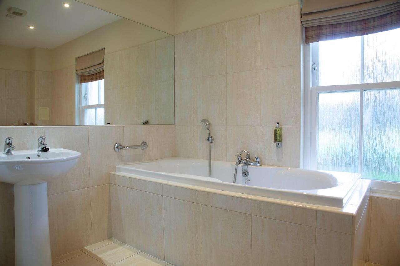 Executive Double or Twin Room,1006347085:JPEG