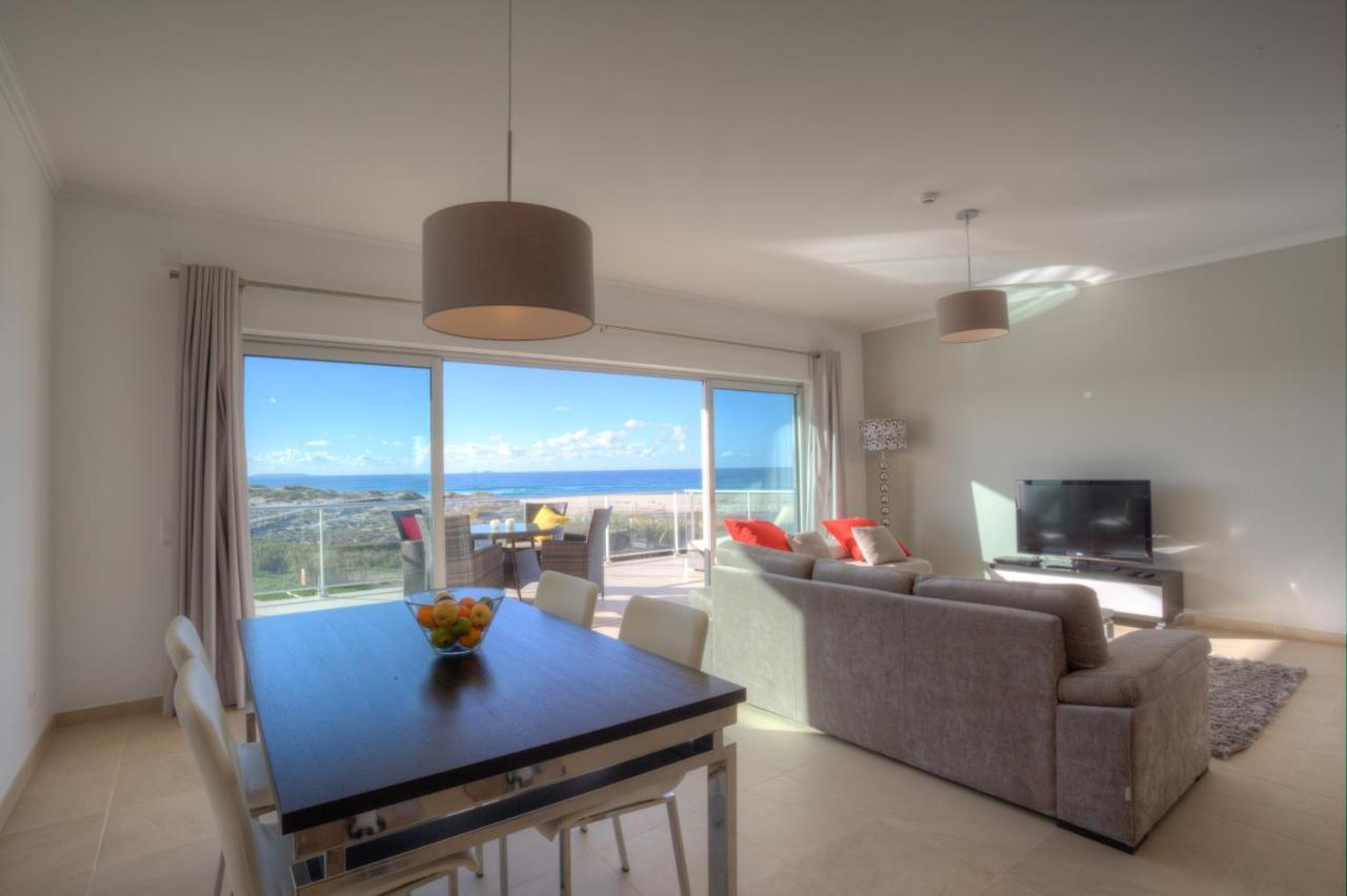 Two-Bedroom Townhouse with Sea View,1239934048:JPEG