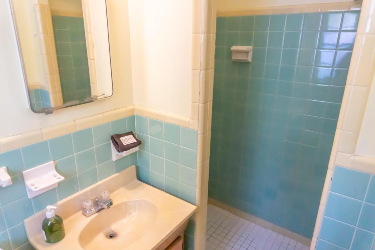 Manatee Cottage,1019518879:JPEG