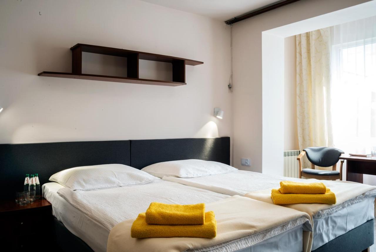 Zweibettzimmer