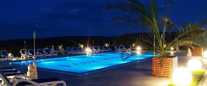 Double Room with Pool View