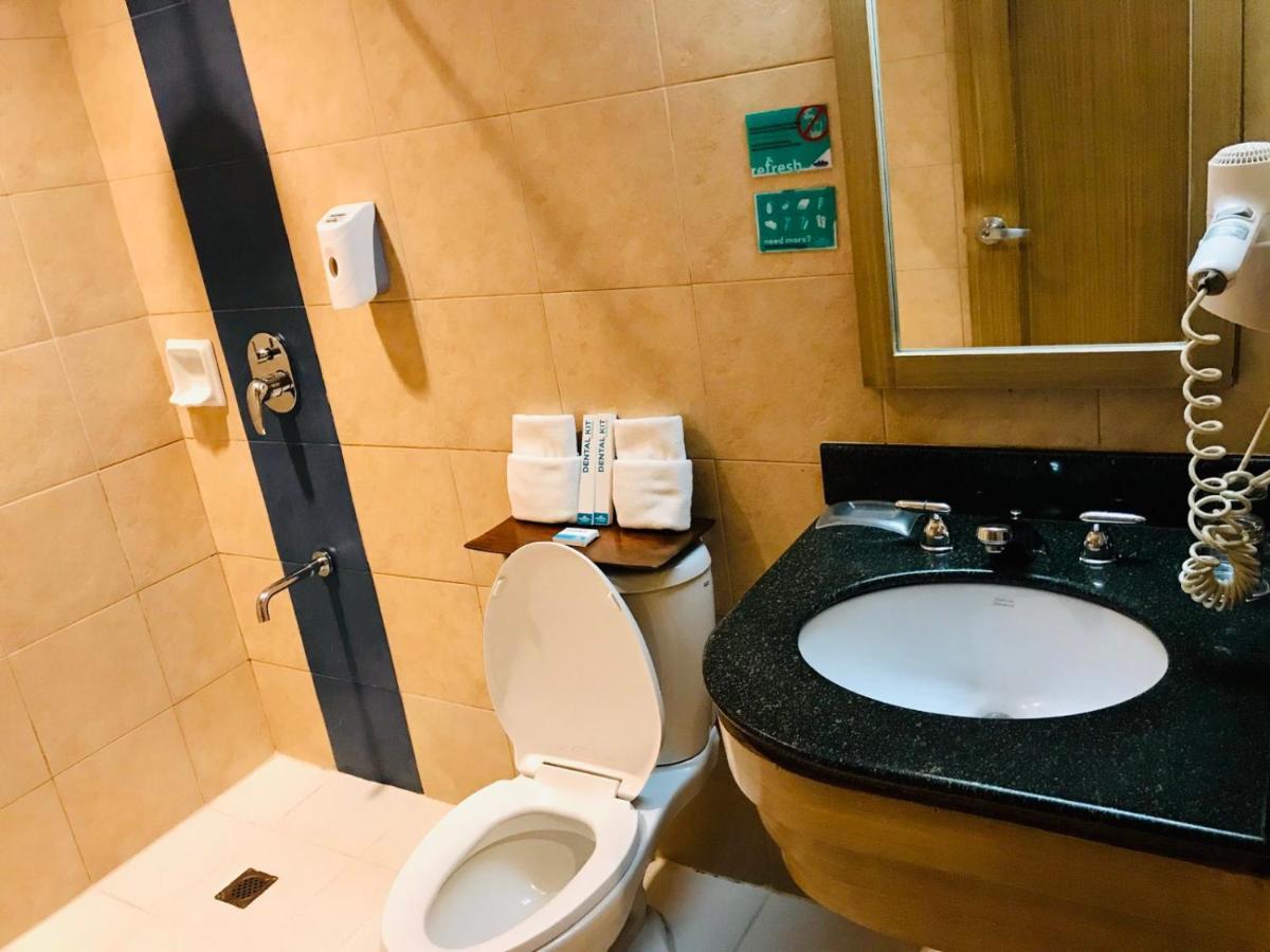 2 Queen Beds Room, Non-Smoking,1028794492:JPEG