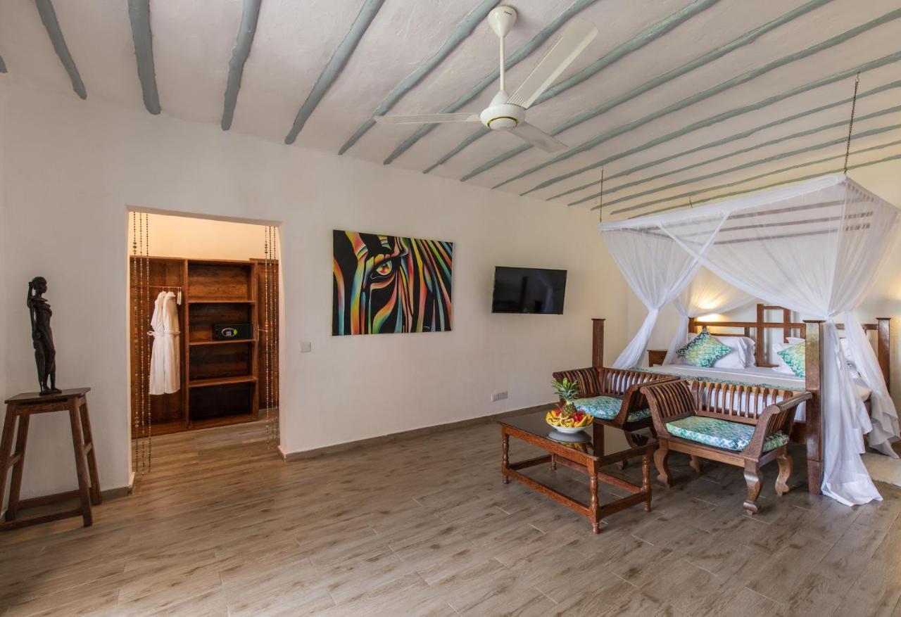 Superior side sea view with Jacuzzi,1037708680:JPEG