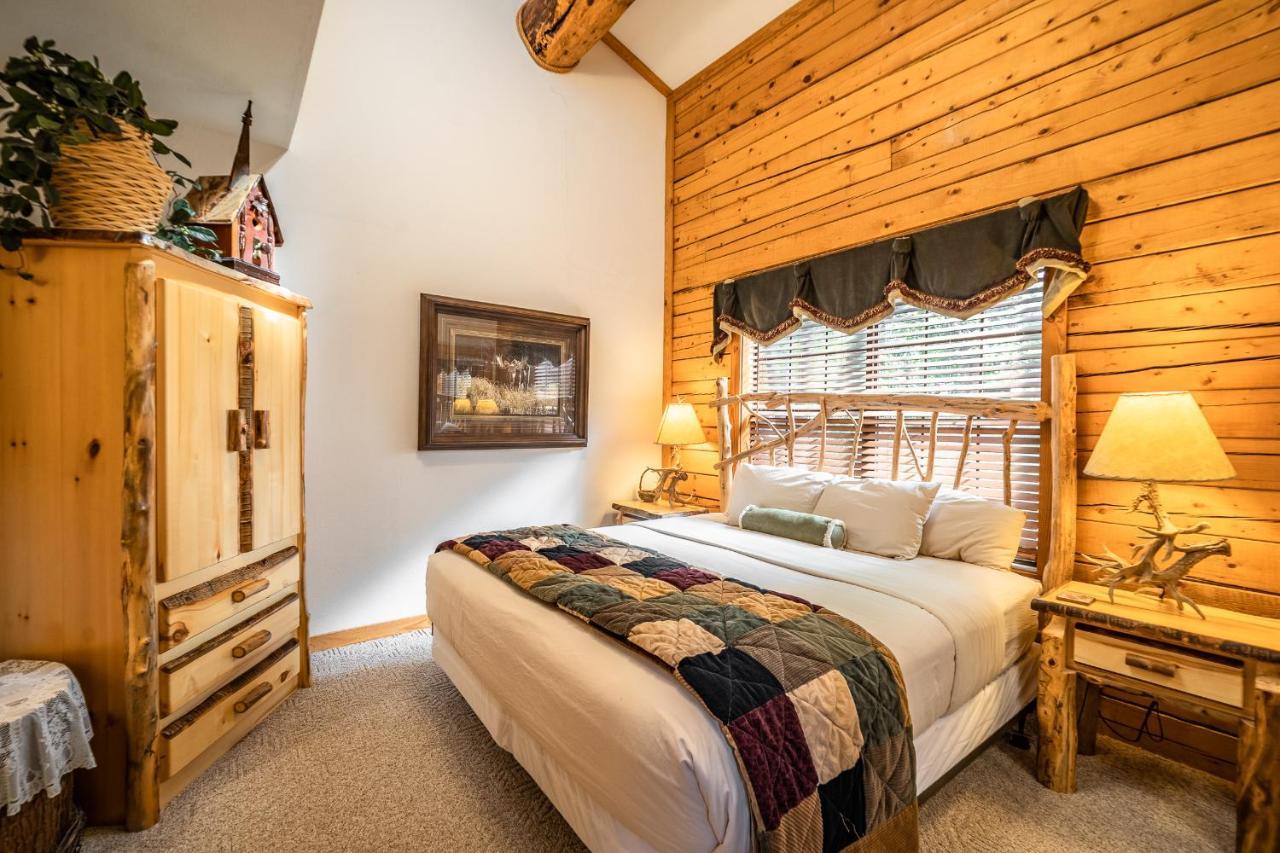 Four-Bedroom Cabin