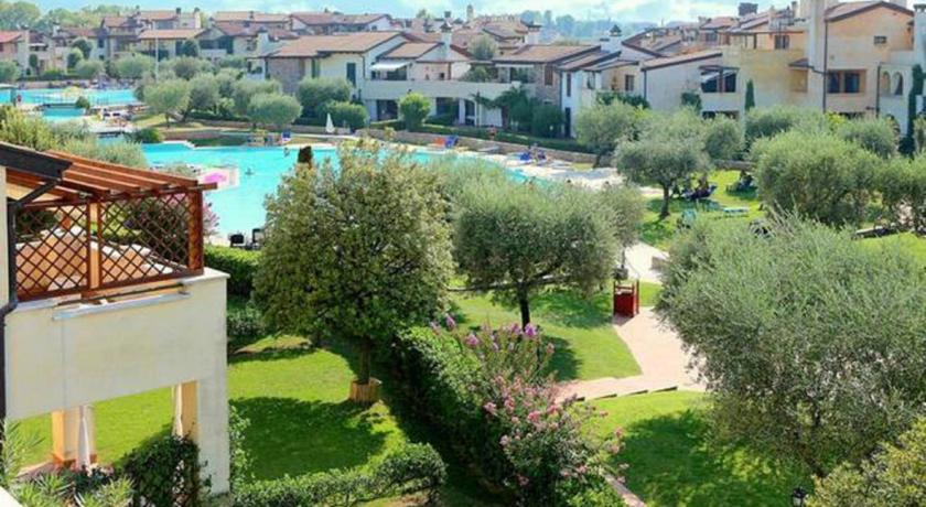 Superior Two-Bedroom Apartment,400484685:JPEG