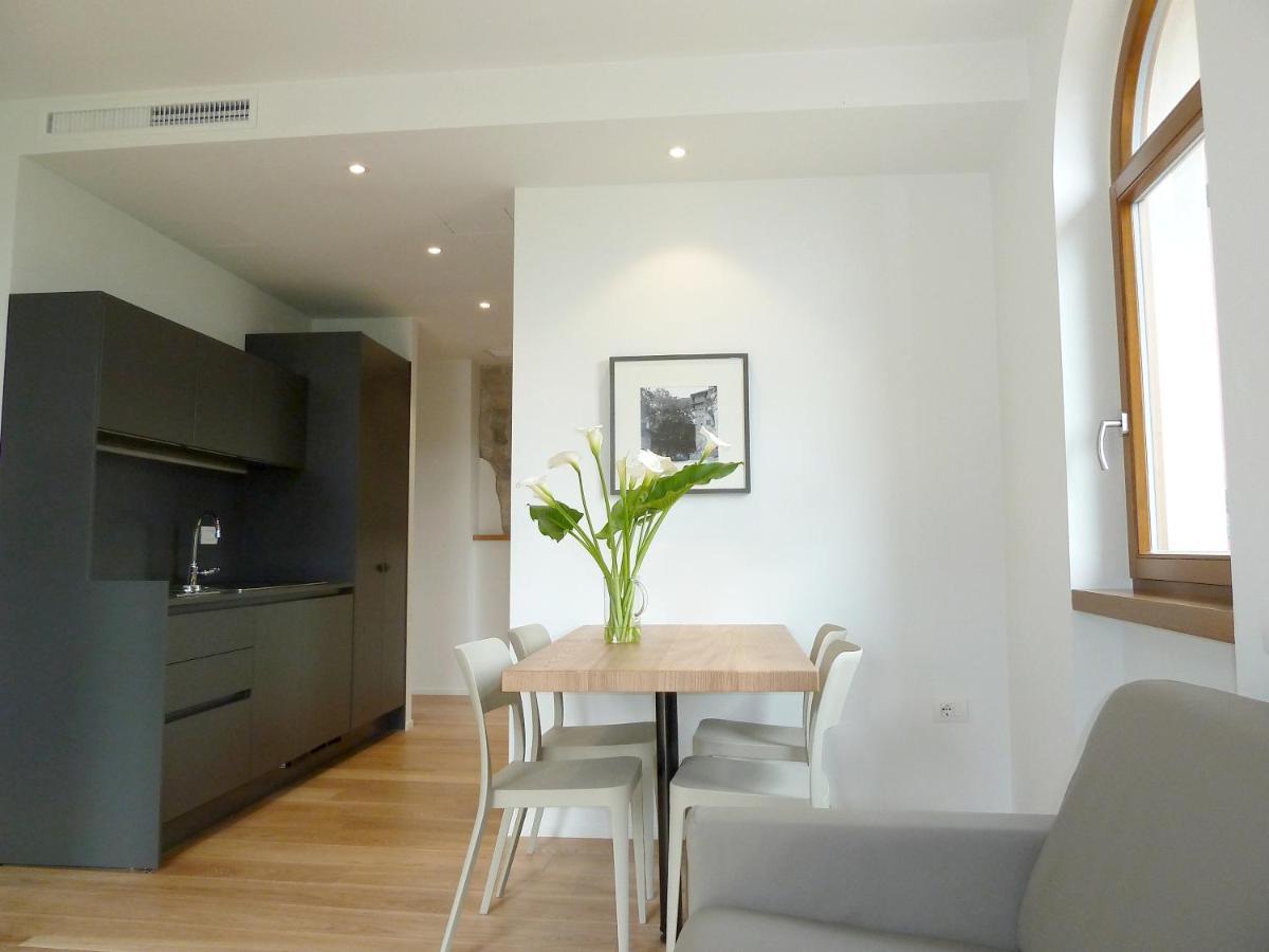 Studio Apartment,1139248174:JPEG