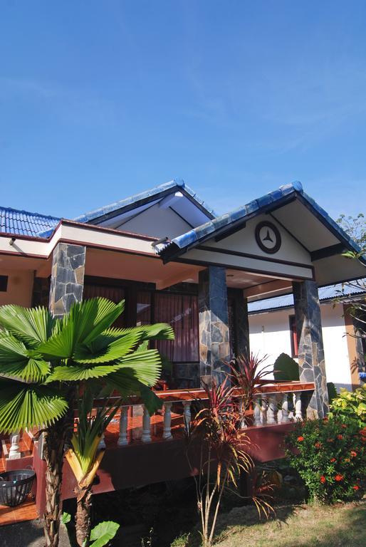 Triple Room with Garden View