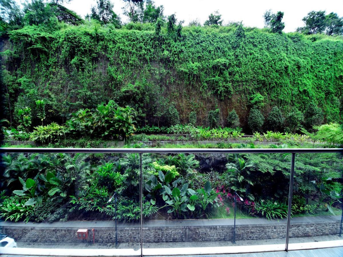Suite with Balcony at Residences,1149796543:JPEG