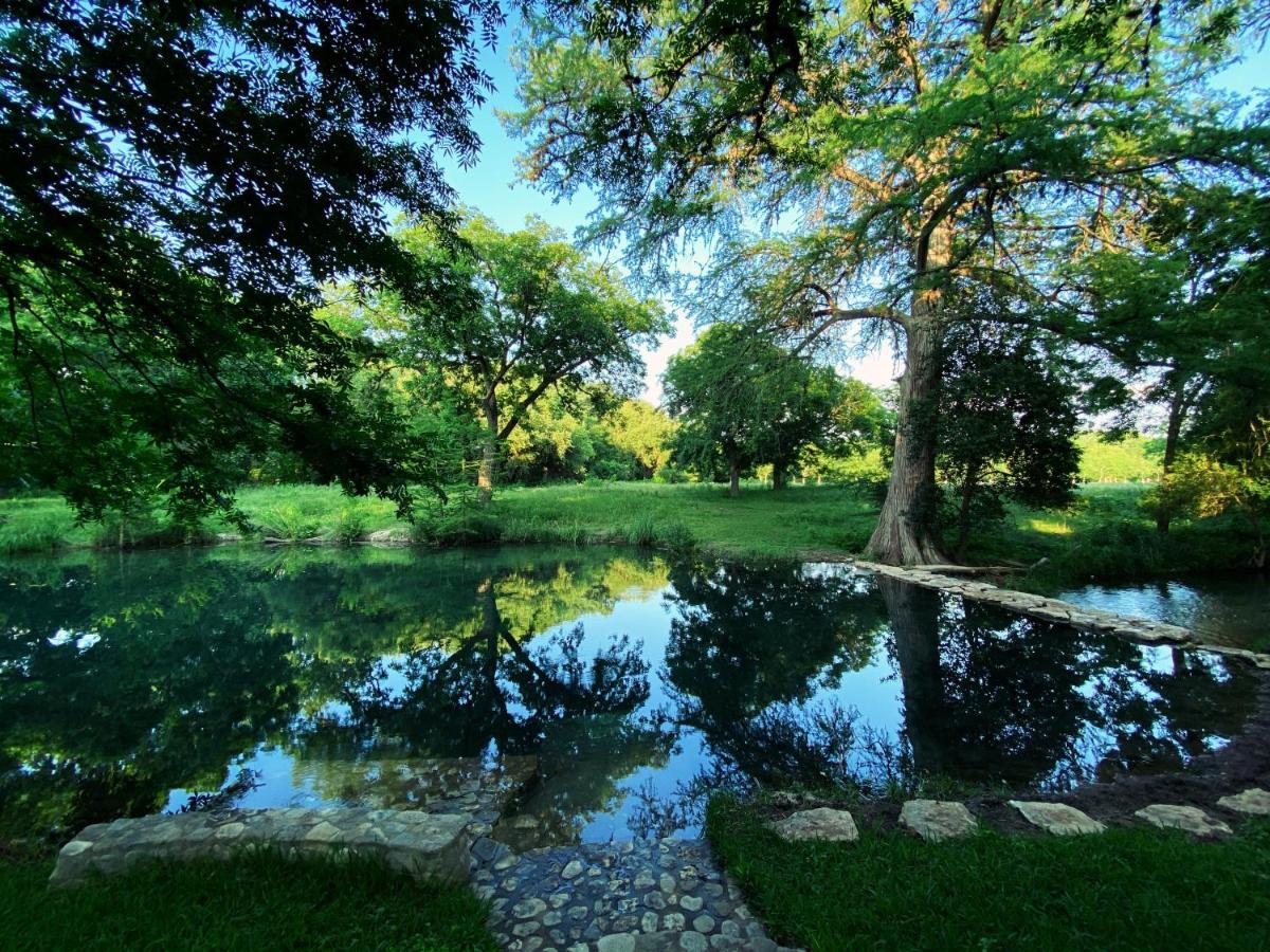 Superior Queen Room,1156175925:JPEG