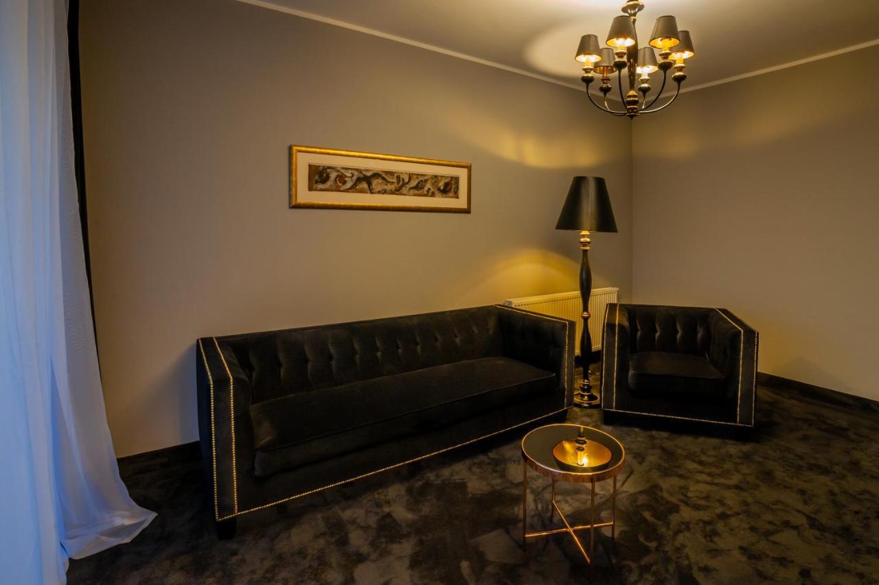 Apartament dwupoziomowy z Jacuzzi