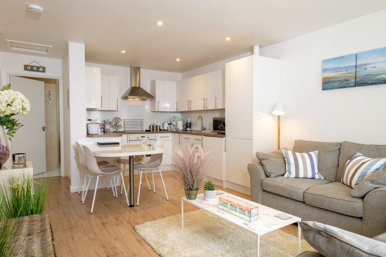 Bungalow,1176850972:JPEG