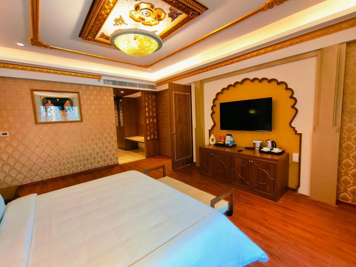 Premium Palace Suite First Floor Pool Facing,1182449428:JPEG