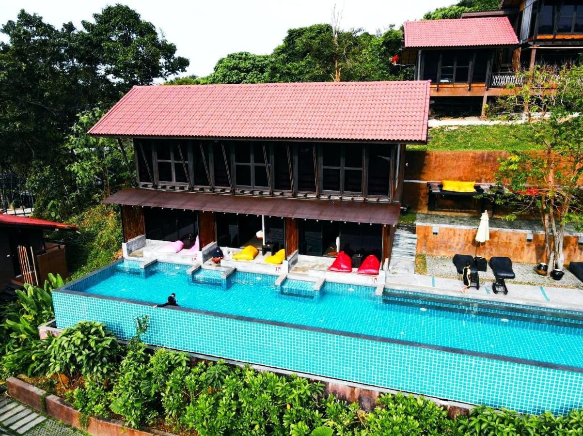 Two-Bedroom Pool Access,1500361243:JPEG