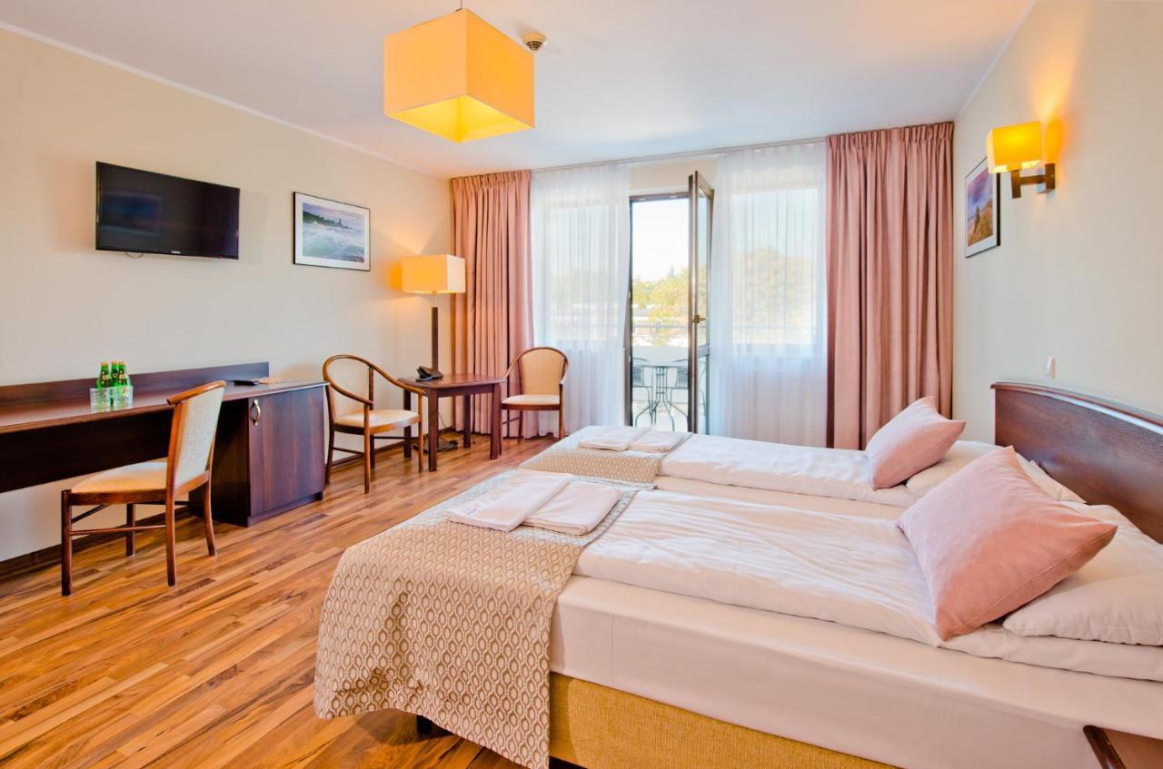 Single Room Balcony