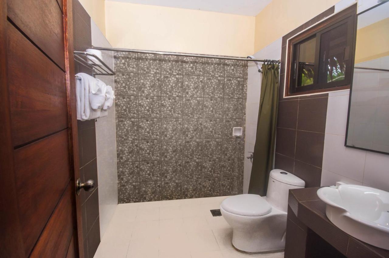 Double or Twin Room with Lake View,1207284091:JPEG