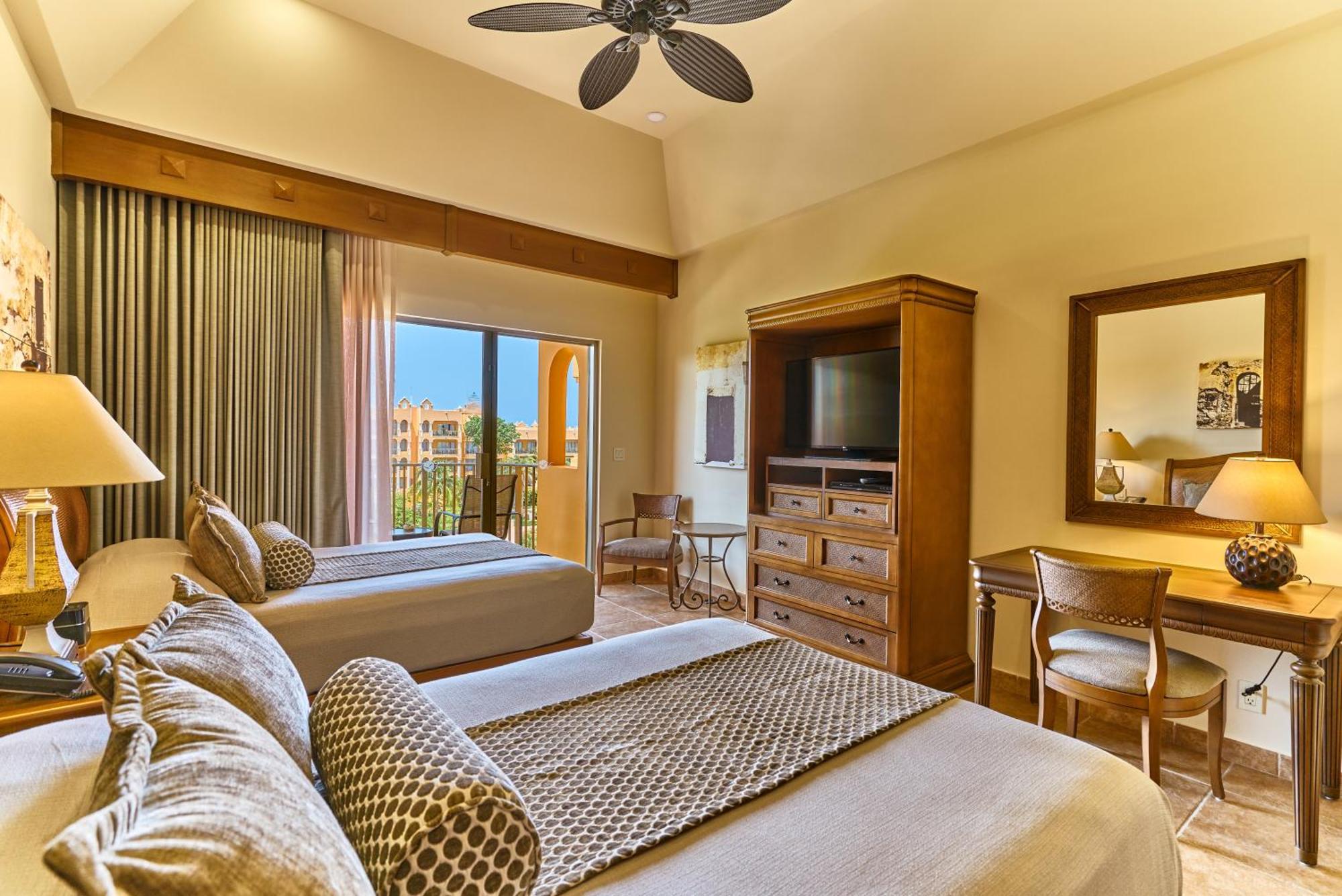 Deluxe Junior Suite,1273592911:JPEG