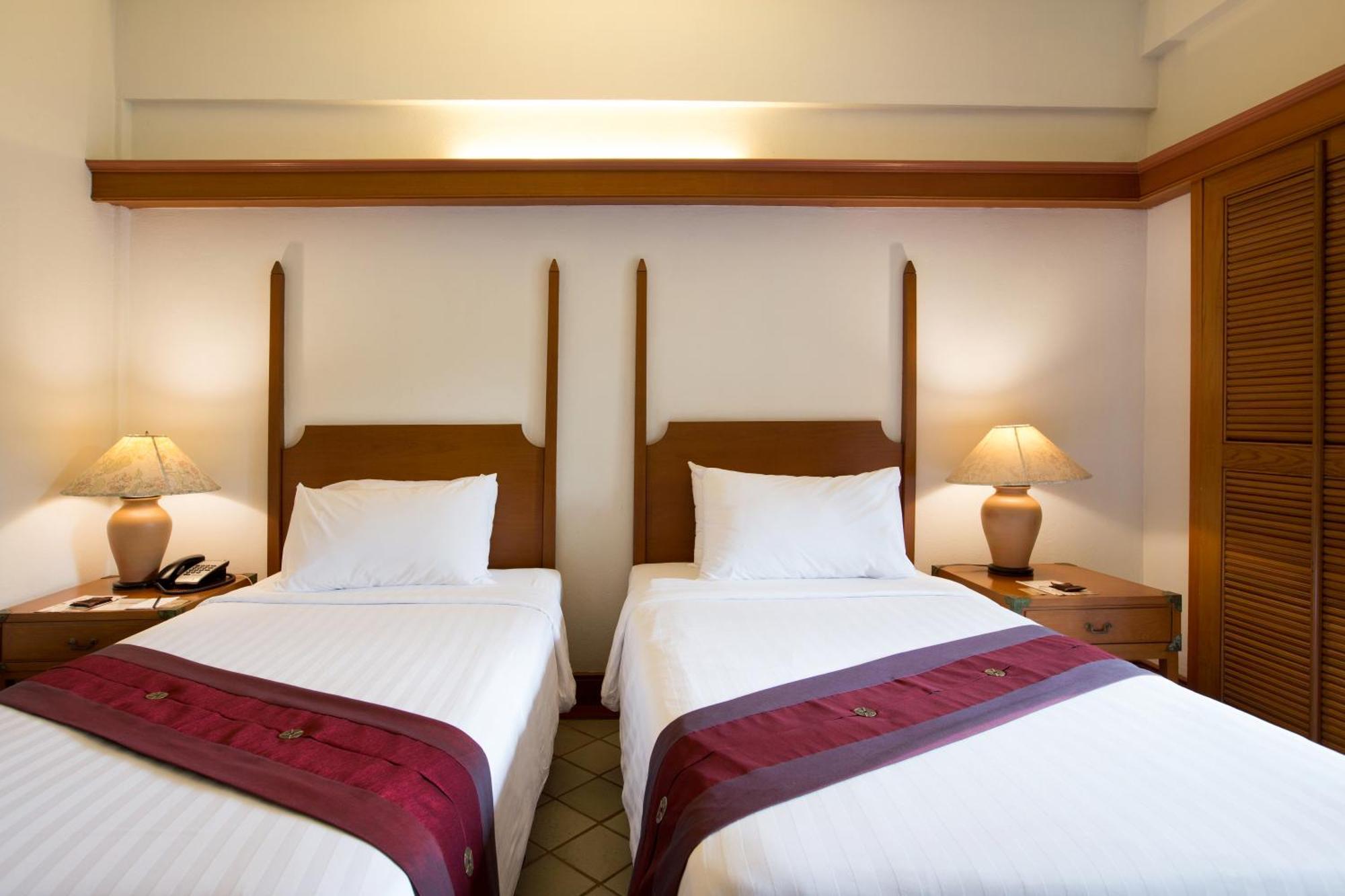 Superior Double or Twin Room,1208813824:JPEG