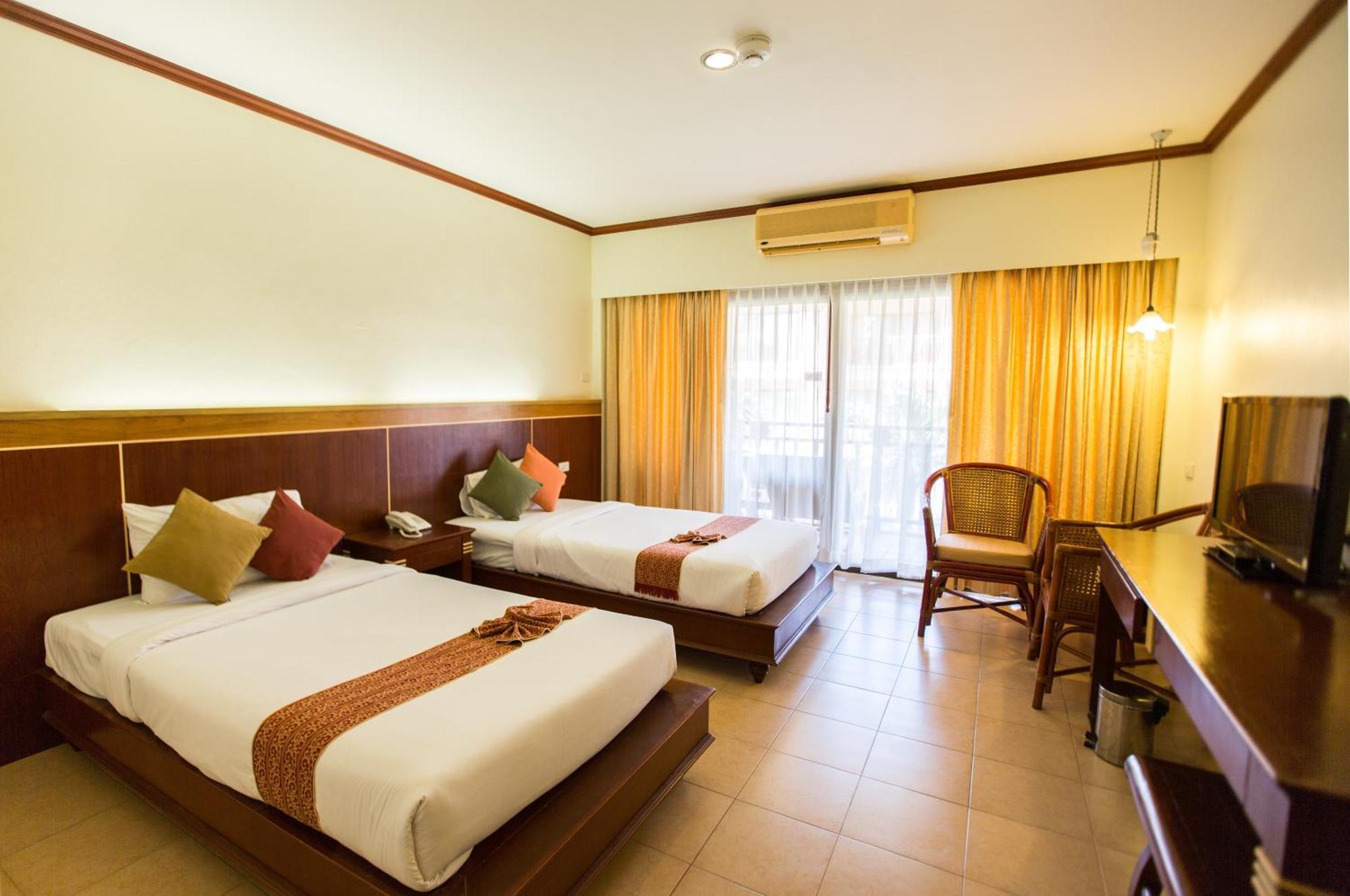 Standard Double or Twin Room,1208985904:JPEG