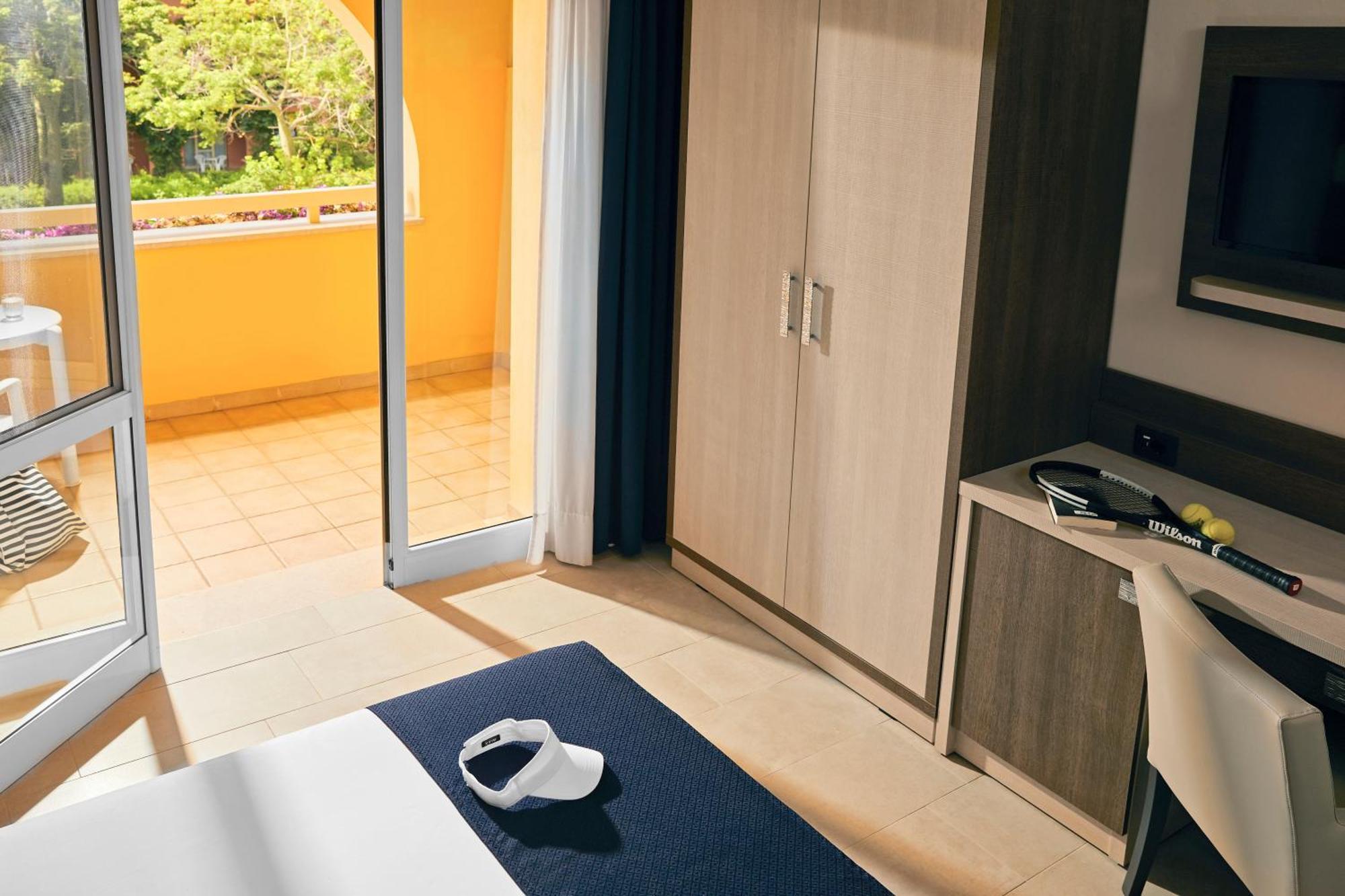 Double Room,1699206946:JPEG