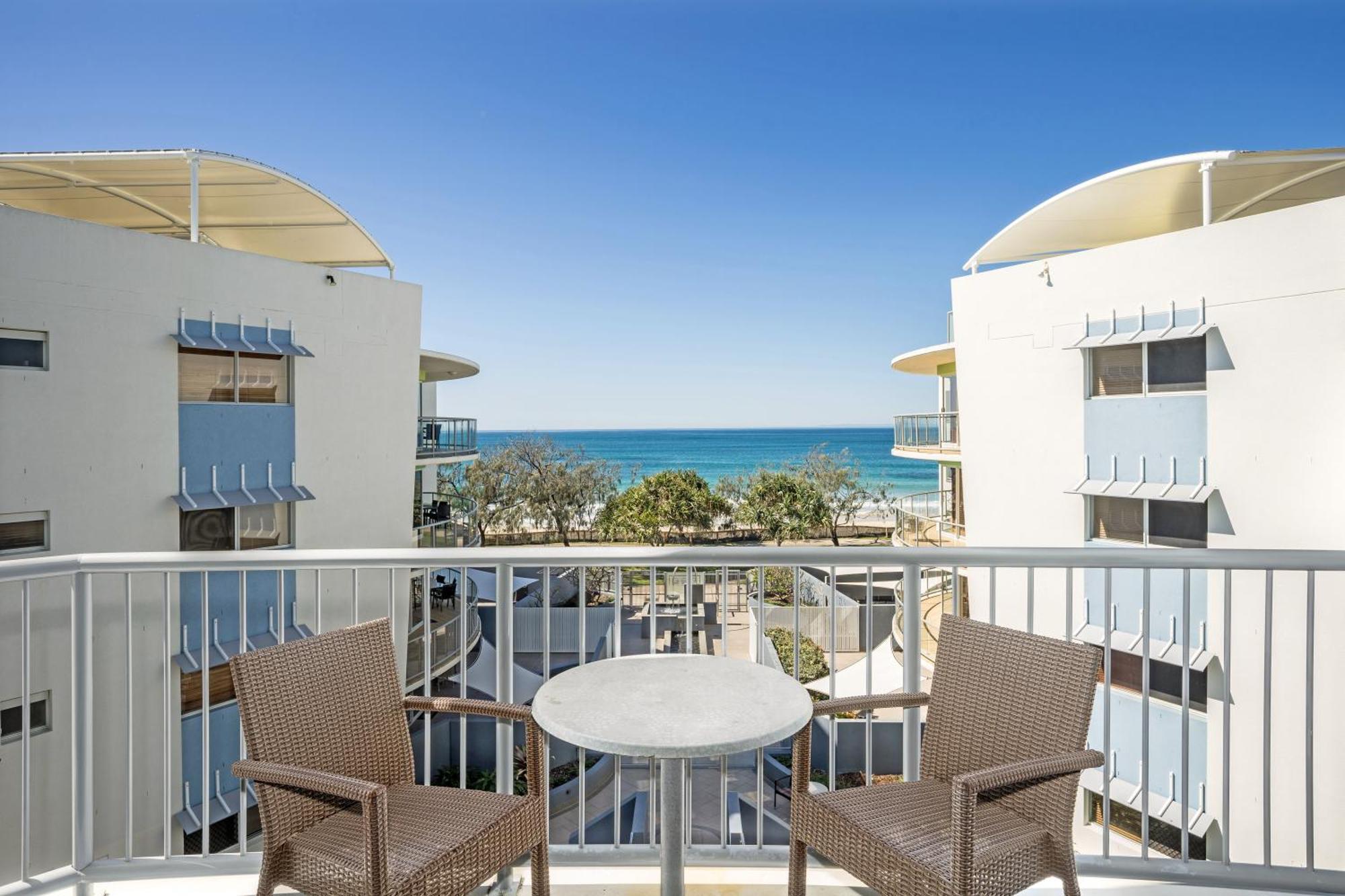 1 Bedroom Balcony - Poolside Tower