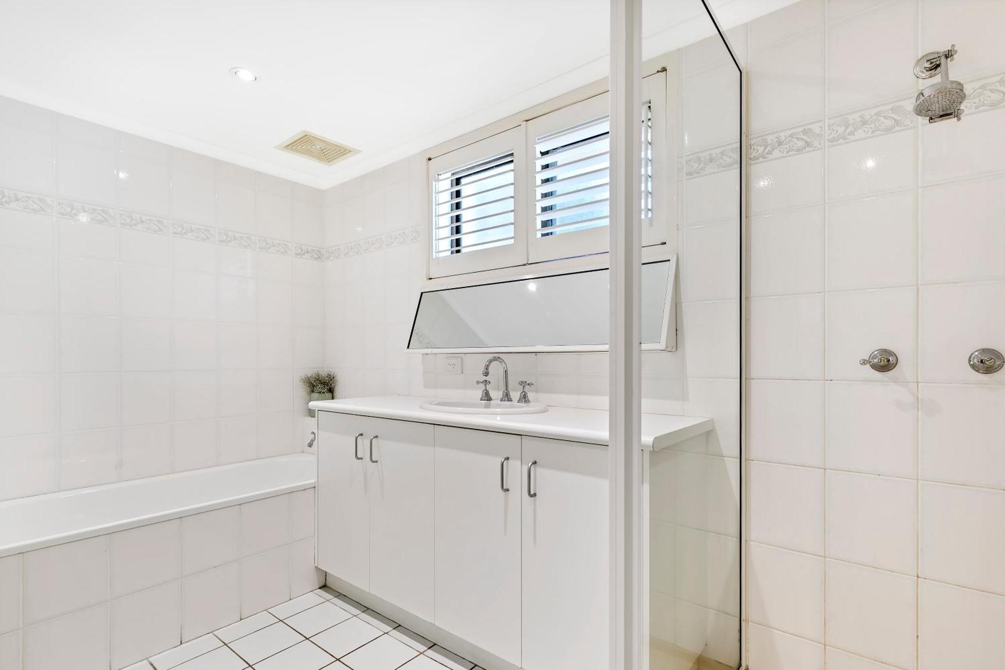 Two-Bedroom Apartment - Beachfront