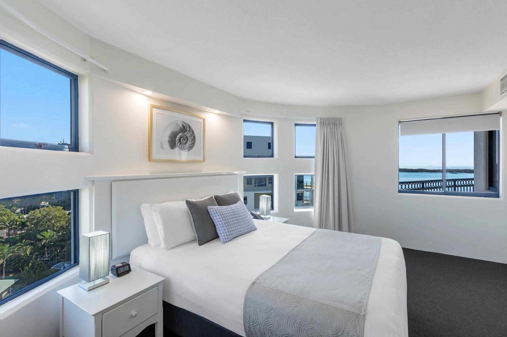 One-Bedroom Apartment with Ocean View,1227877748:JPEG