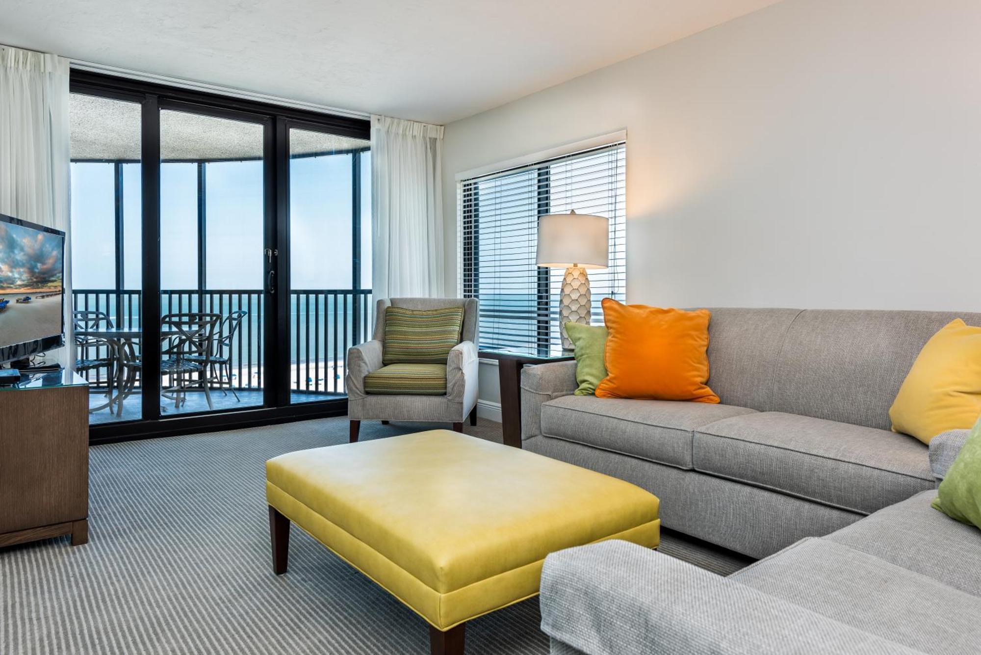 Two-Bedroom Suite - Beachfront,1439705950:JPEG