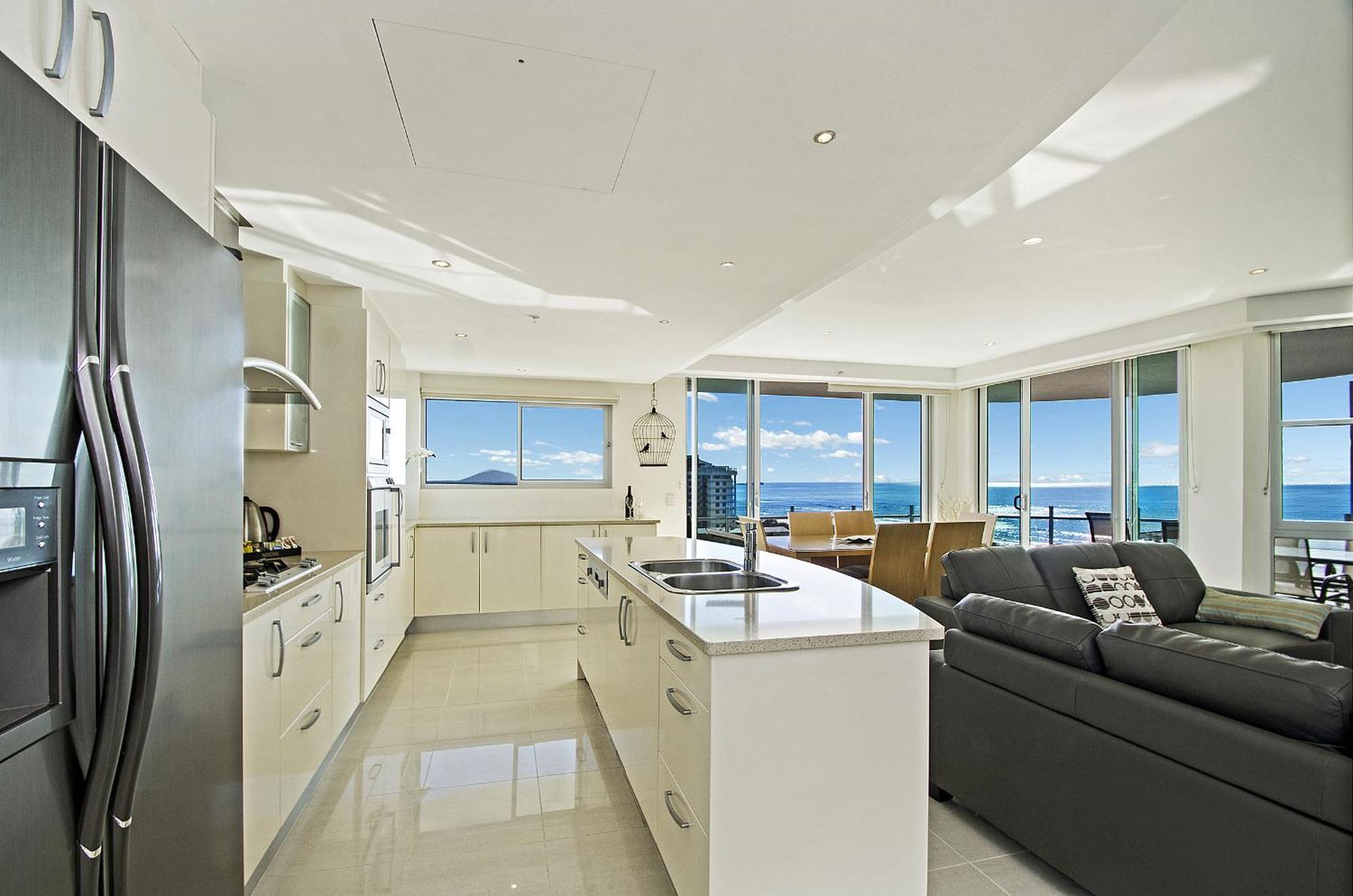Three-Bedroom Apartment with Ocean View