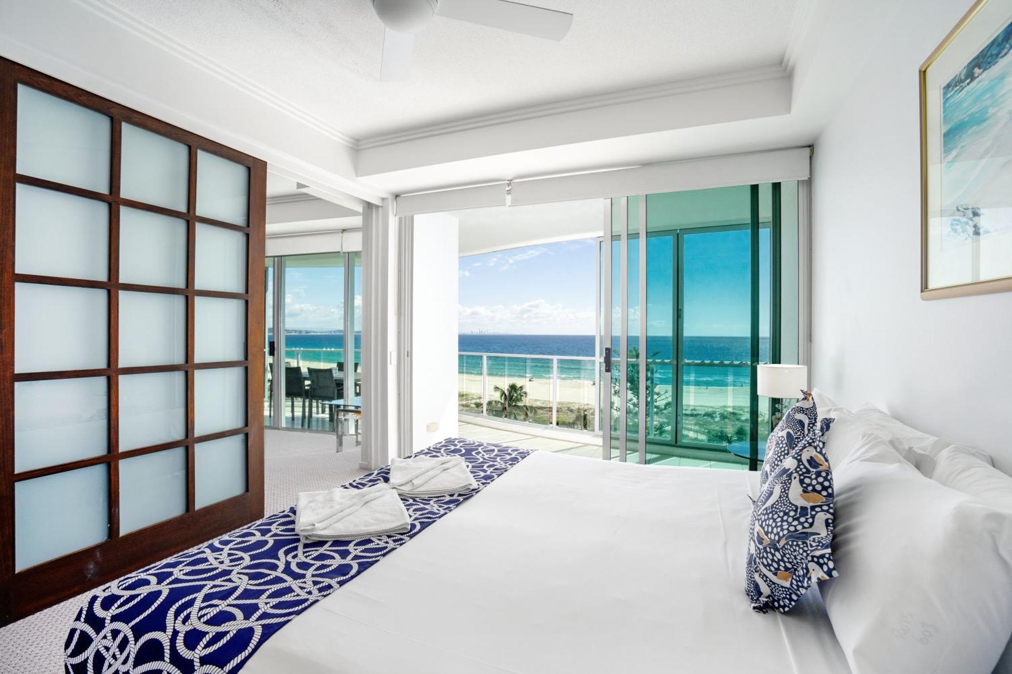 Two-Bedroom BeachView Apartment,1227896855:JPEG