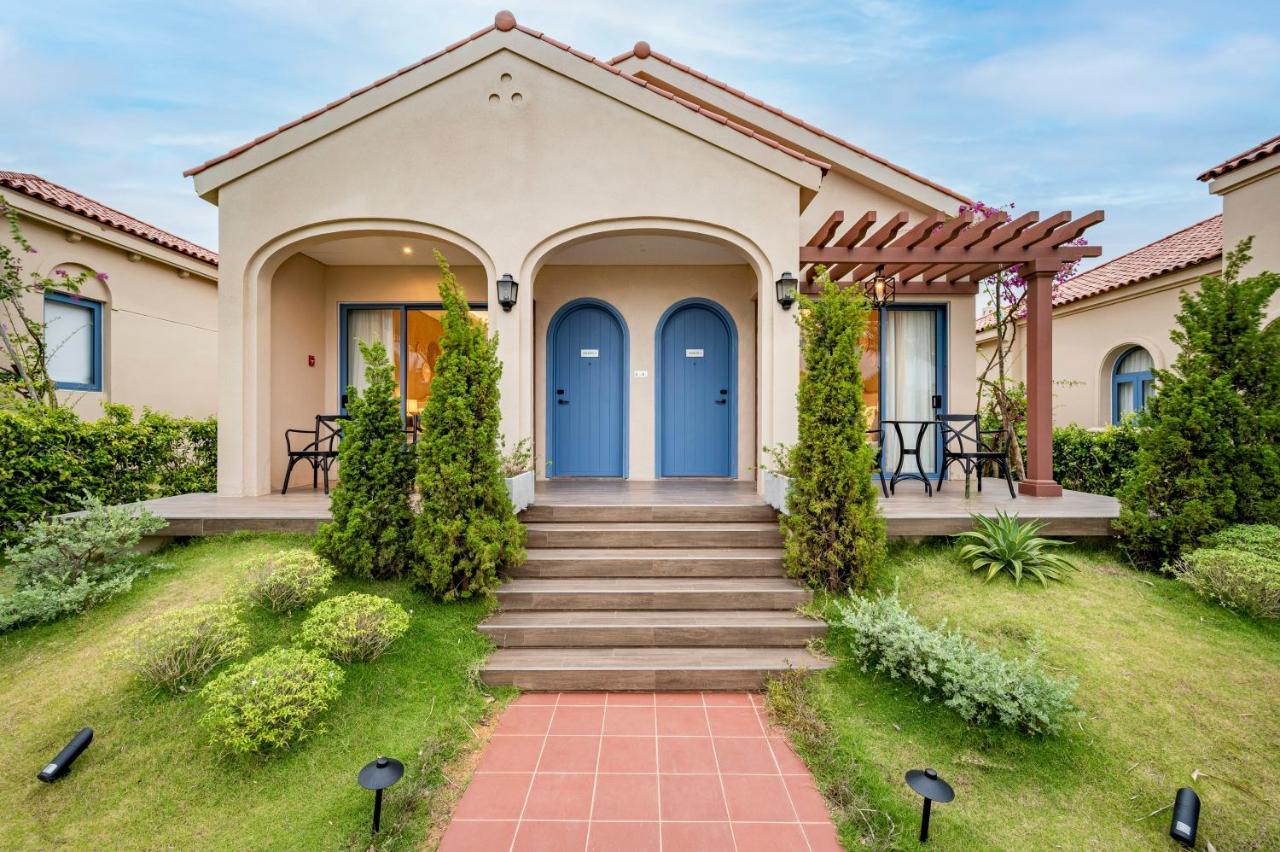 Deluxe - King,1365958673:JPEG