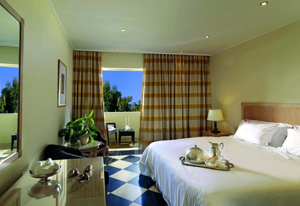 Classic Double Room with Garden View