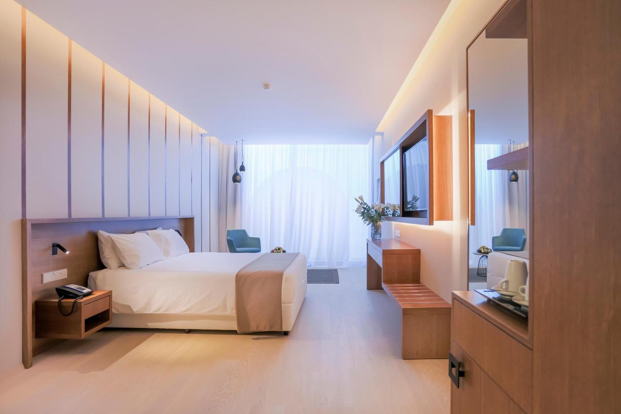 Superior Room with Balcony and Sea View,1284814579:JPEG