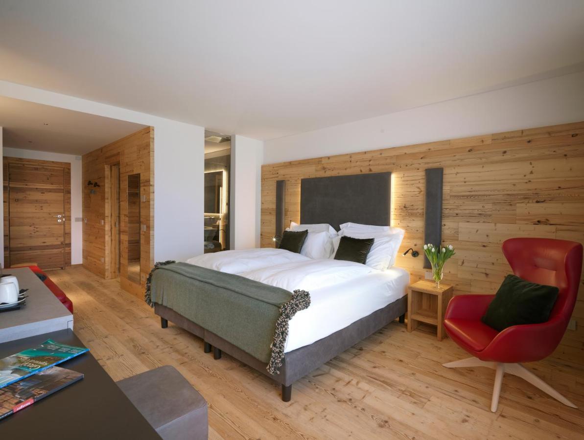 Junior Suite,1238369443:JPEG
