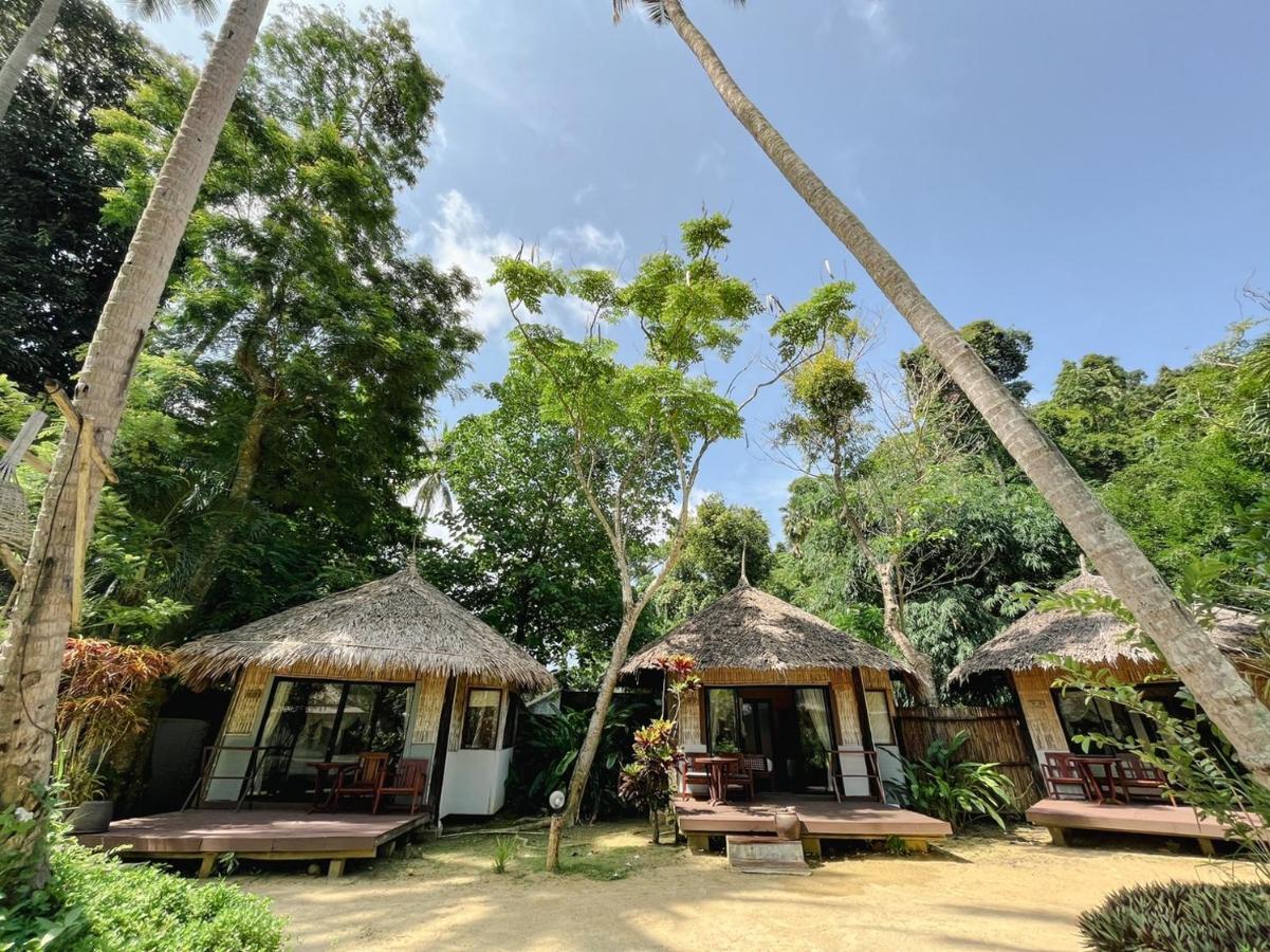 One-Bedroom Bungalow,1299762043:JPEG