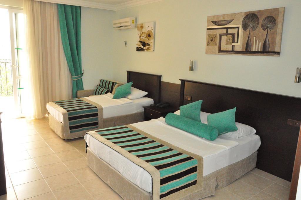 Standard Double or Twin Room,125552094:JPEG