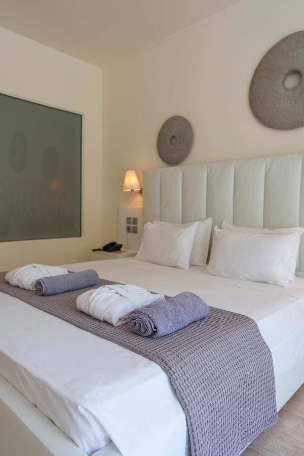 Superior Double Swim Up,1257087268:JPEG