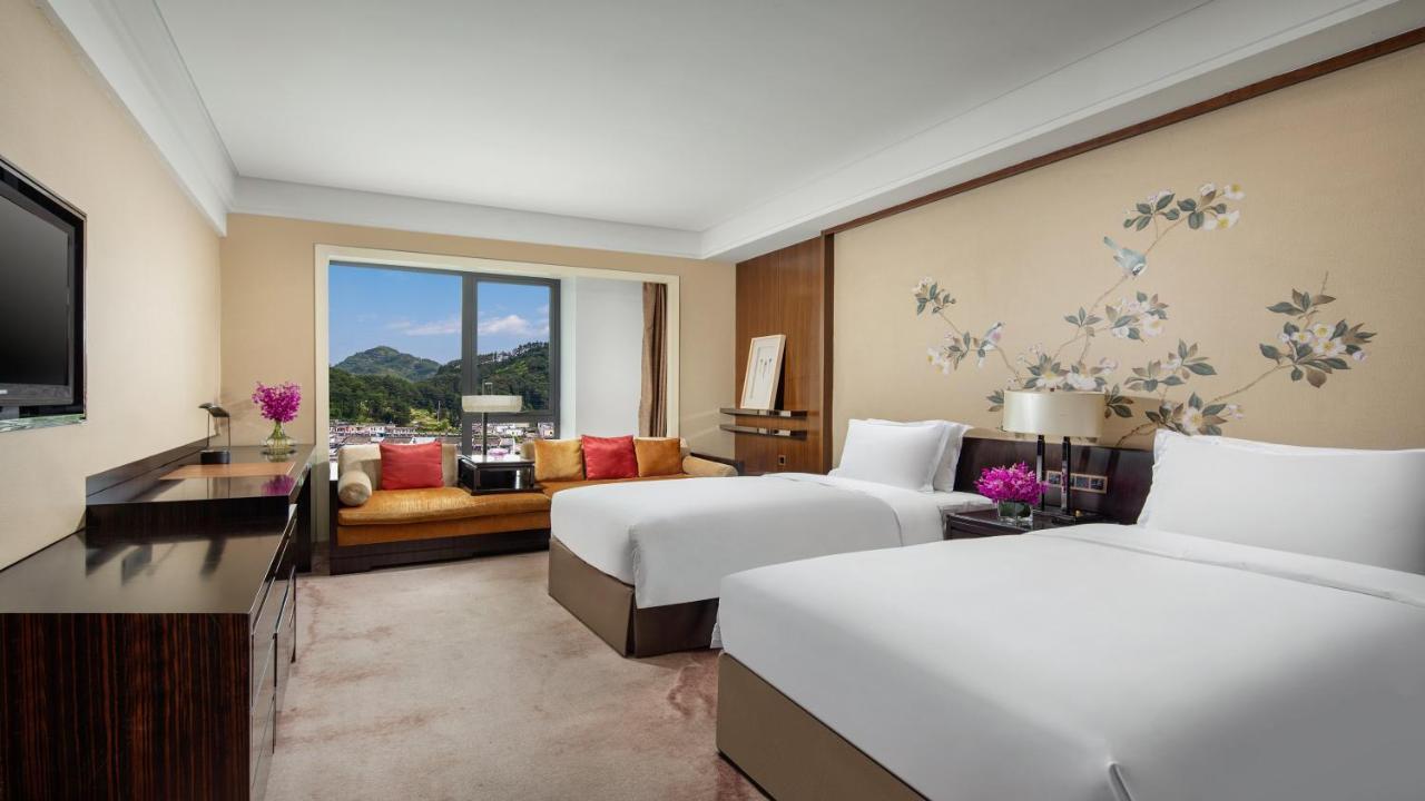 Standard Room with Two Single Beds