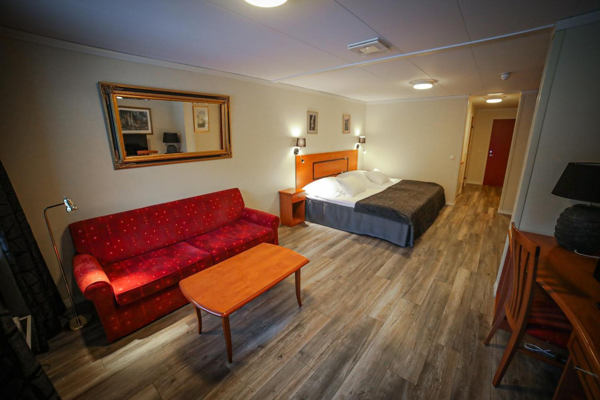 Double Room with Balcony,1275281749:JPEG