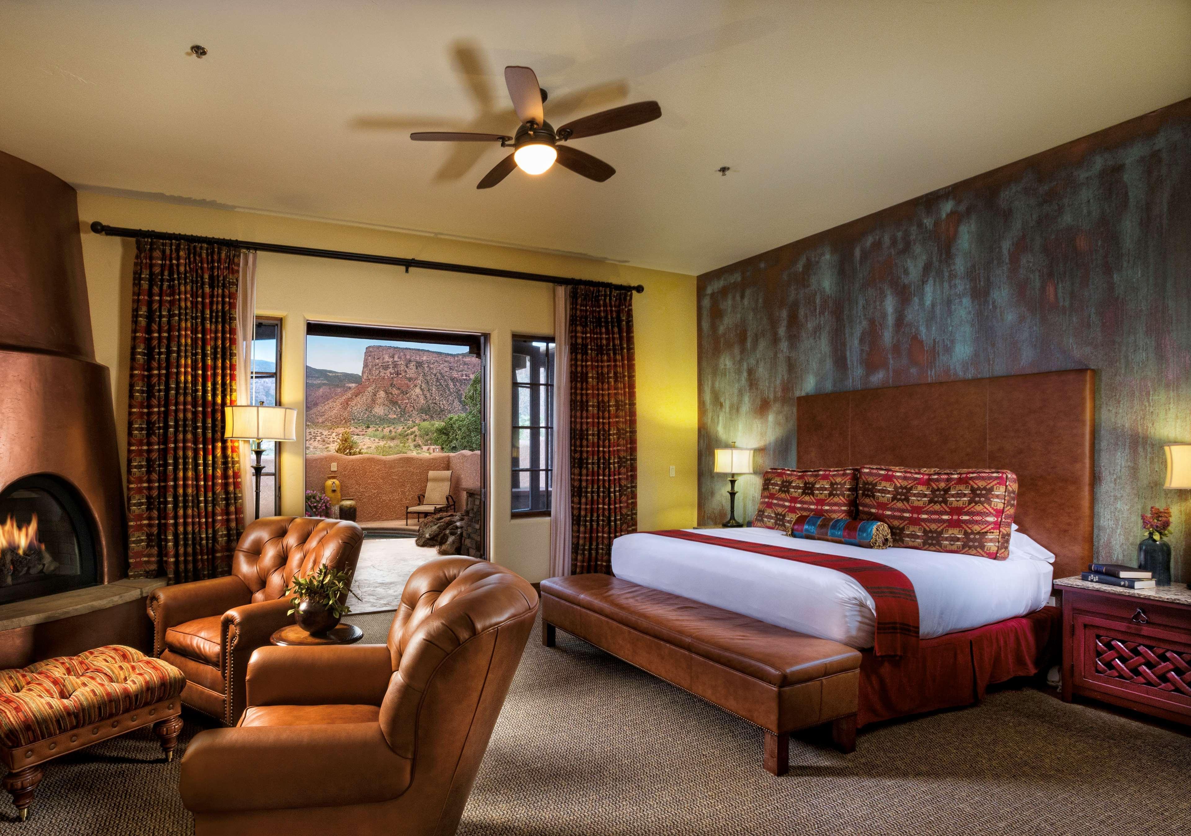 Premium Queen Room with Two Queen Beds