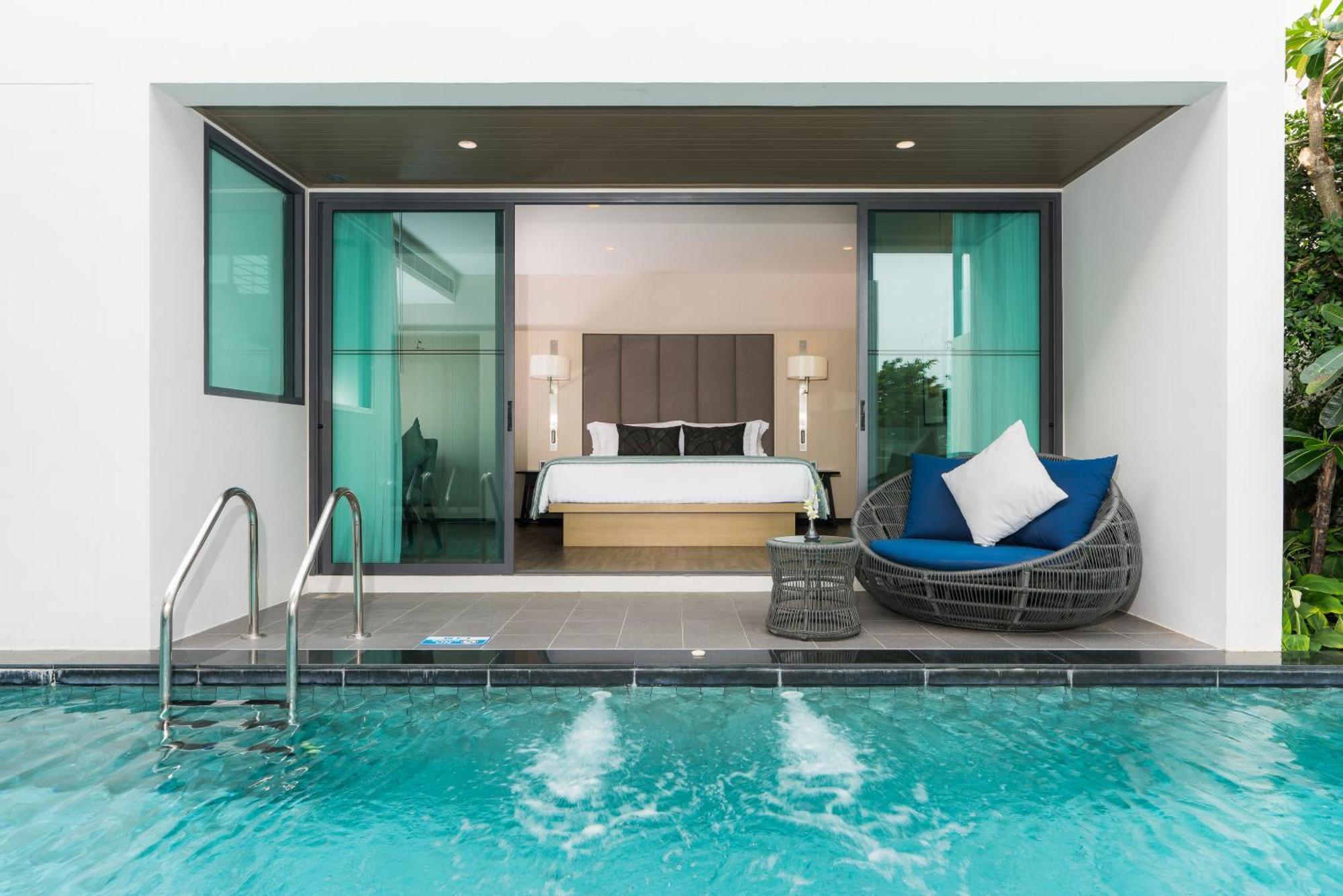 Premier Zimmer am Pool