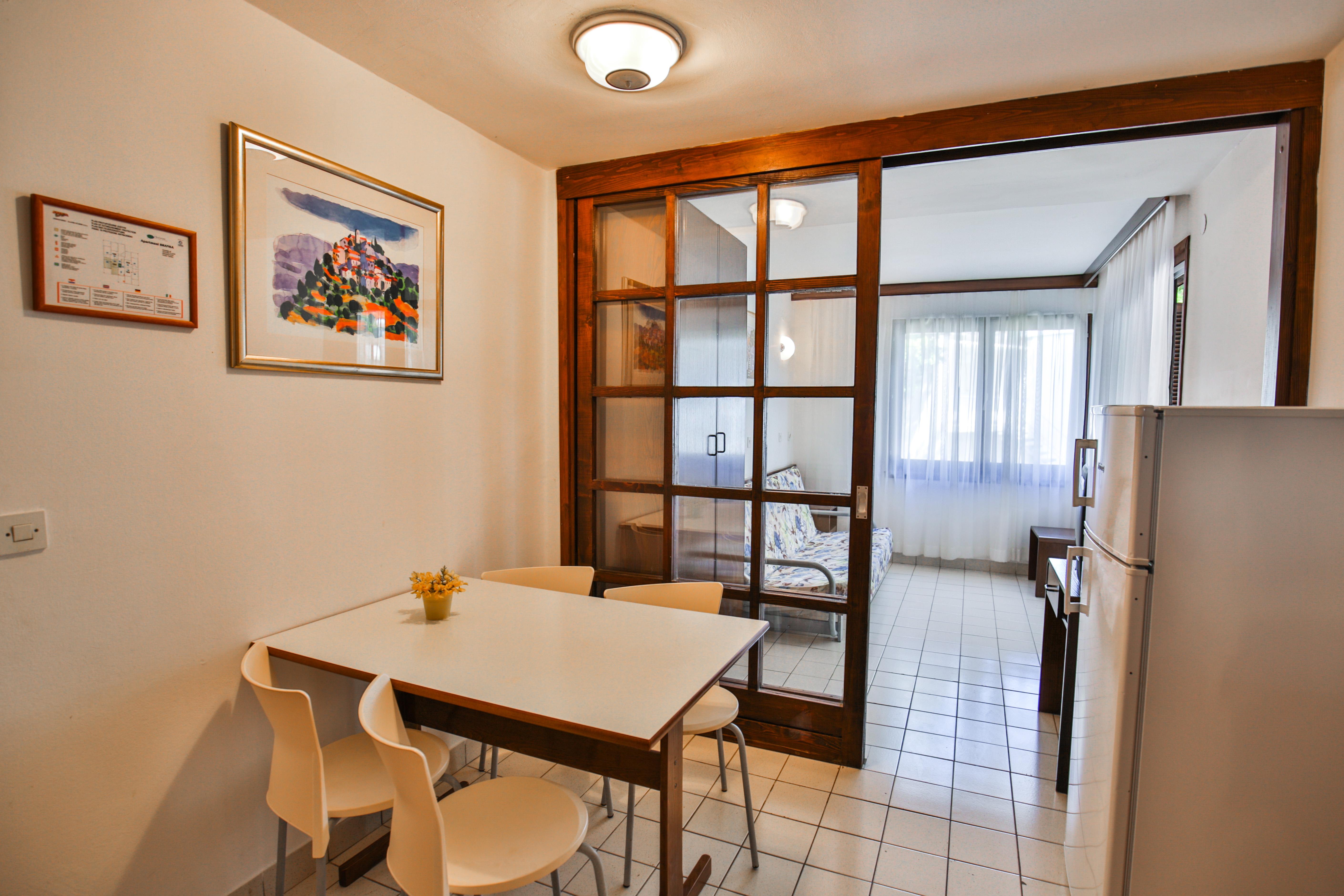 One-Bedroom Apartment with Park View (4 Adults),1280129431:JPEG