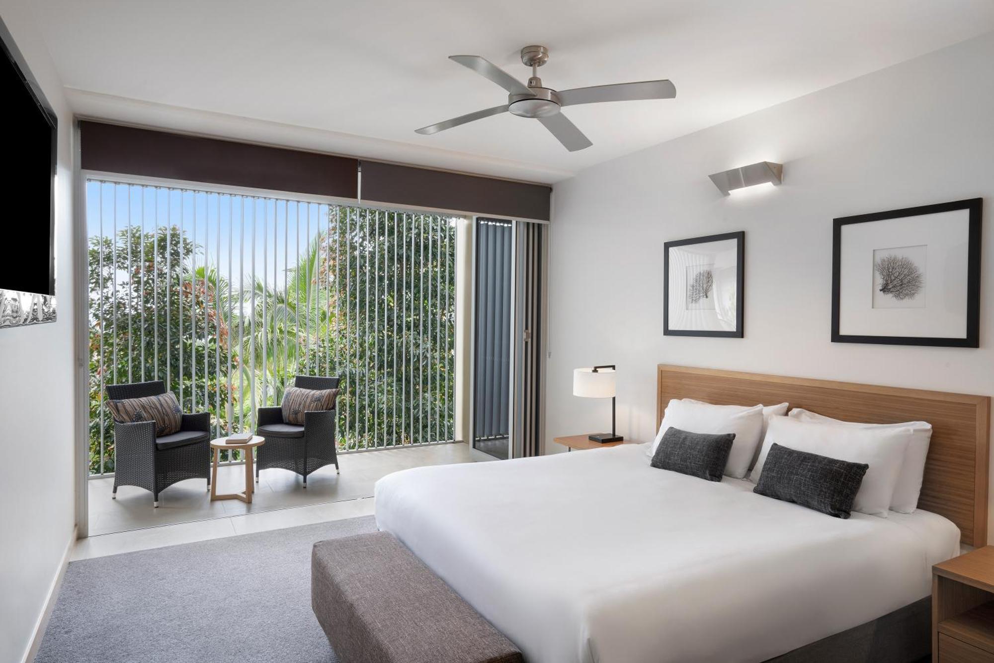 Three-Bedroom Deluxe Apartment,1282635409:JPEG