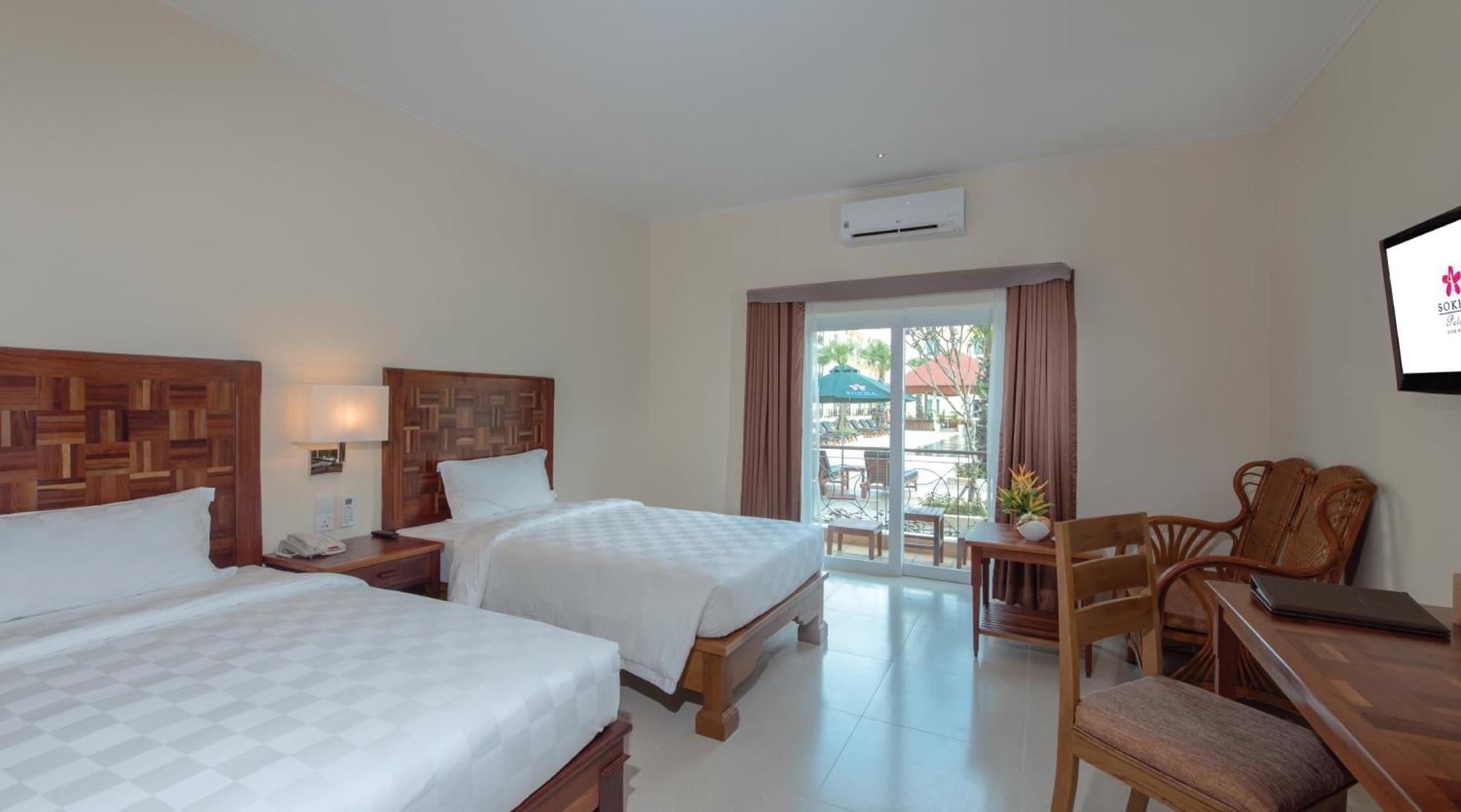 Suite with Balcony