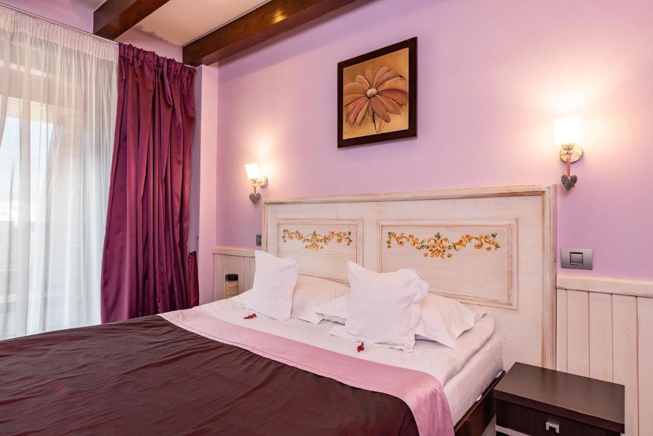 Double Room with Mountain View,1288093021:JPEG