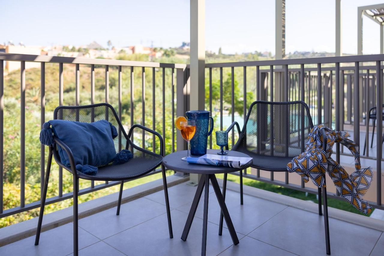 Superior Double Room with Pool View