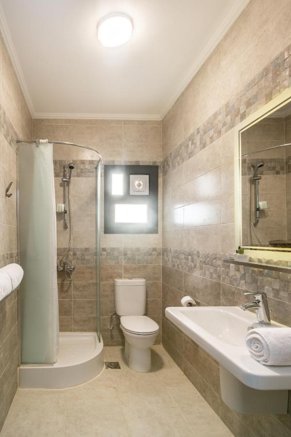 Superior Studio,1299424477:JPEG