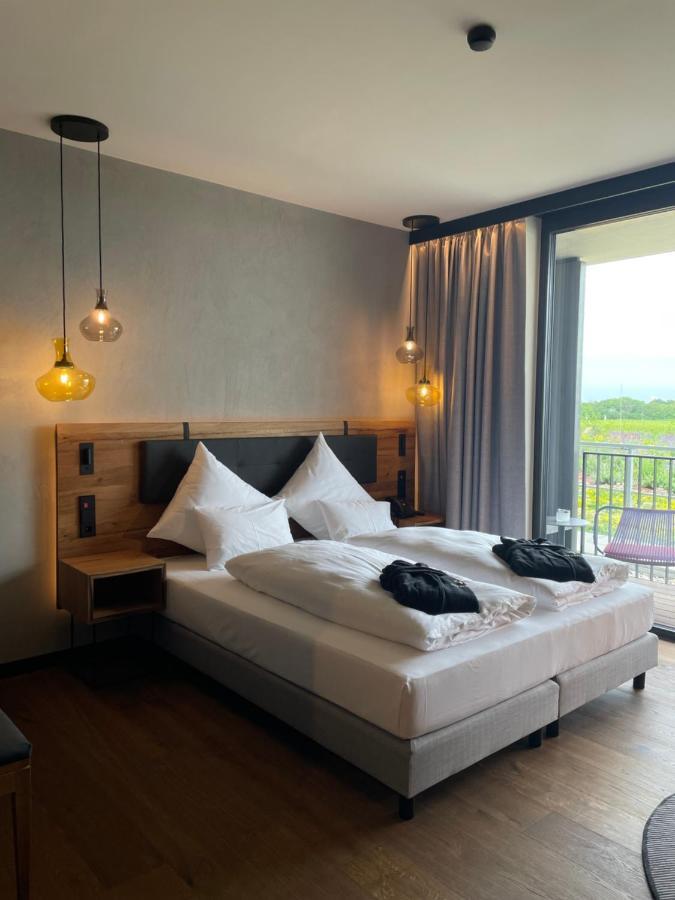 Zimmer mit Kingsize-Bett - Barrierefrei/befahrbare Dusche